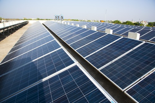 4 Unterschiede zwischen gewerblicher und privater Solarenergie
