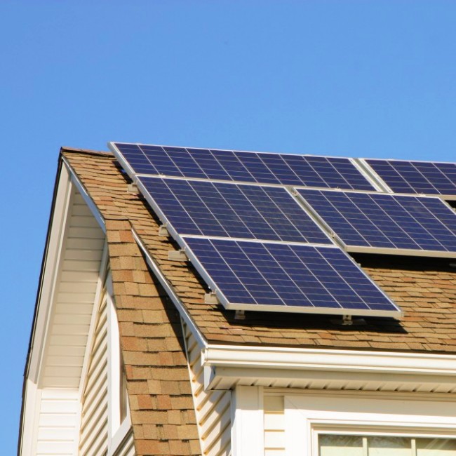 Die Akzeptanz von Solardächern in den USA steigt mit steigendem Systemwert
